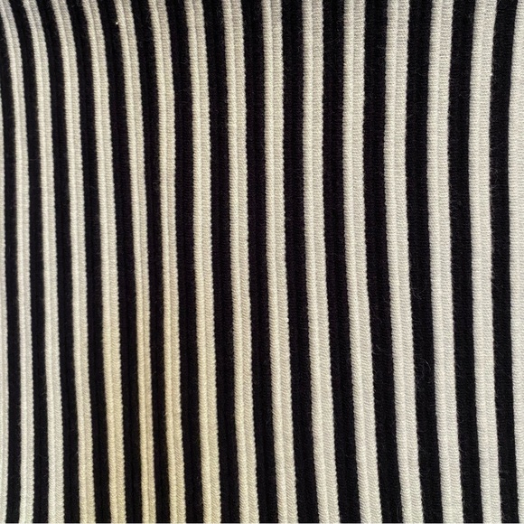 B&W Striped Bodycon Pencil Skirt - Picture 6 of 7